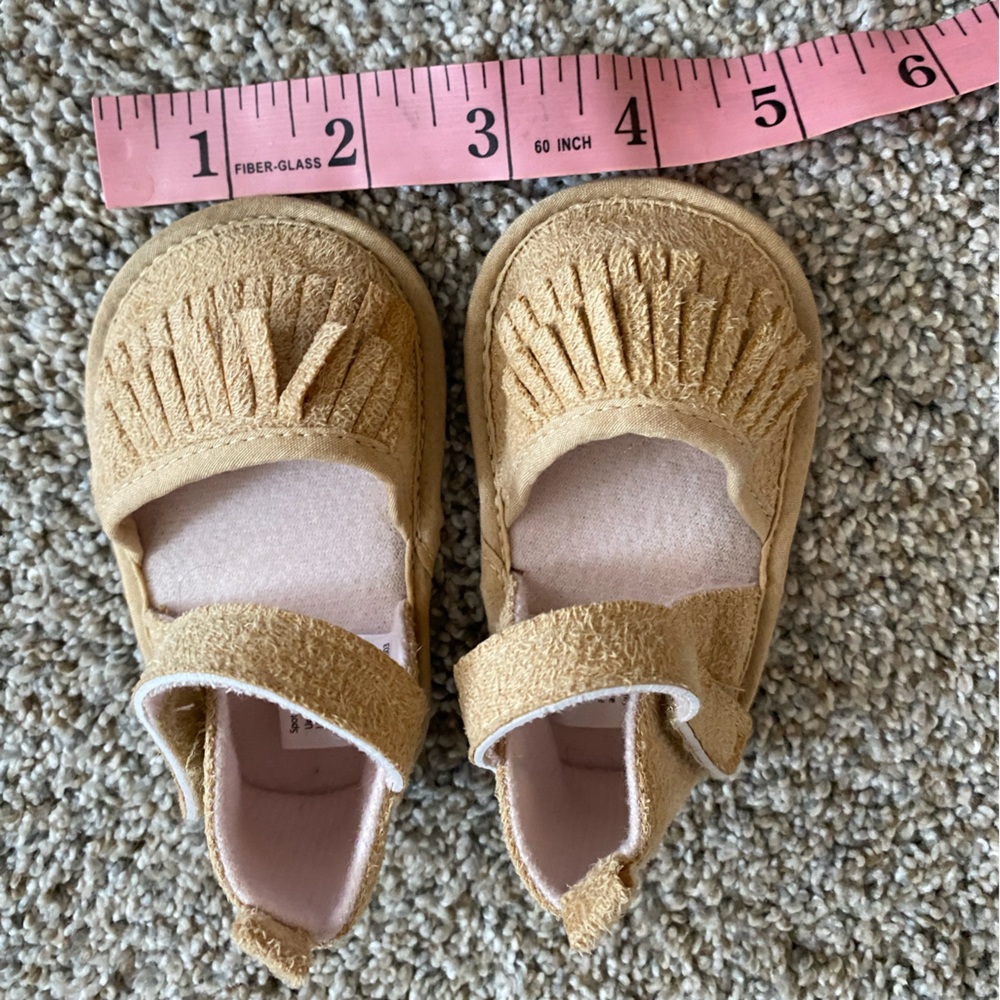 Accepting offers- Infant shoes 0-6 months Hudson Baby - Picture 3 of 4